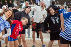 УТРЕННЯЯ ЗАРЯДКА