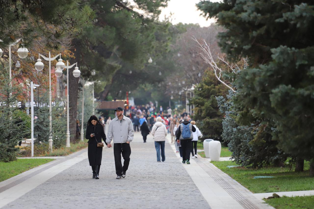 В период новогодних праздников Геленджик традиционно стал одним из востребованных направлений для зимнего отдыха