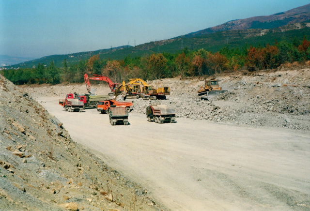 Сегодня исполняется 40 лет со дня завершения строительства объездной дороги Геленджика