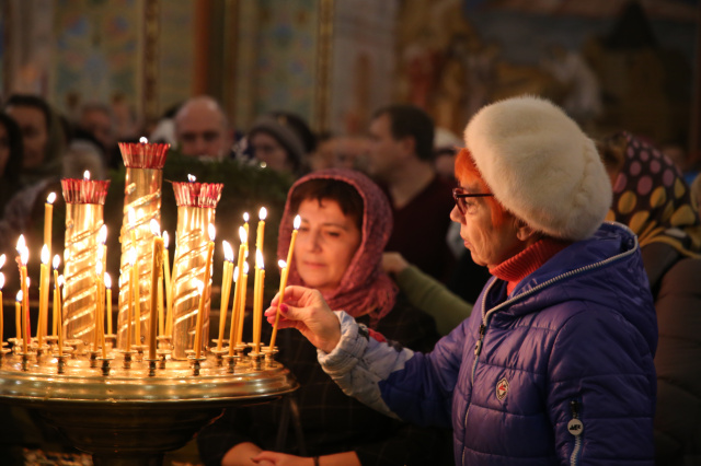 Тысячи геленджичан и гостей Геленджика отметили светлый праздник Рождество Христово