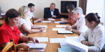 Председатель СМД Геленджика Иван Павлиди принял участие в заседании рабочей группы комитета по промышленности, строительству и ЖКХ прошедшее в ЗСК.