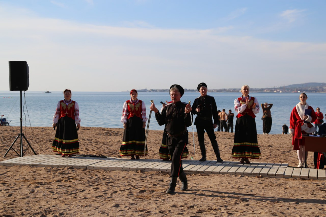 Чем порадуют жителей и гостей зимние пляжи Геленджика