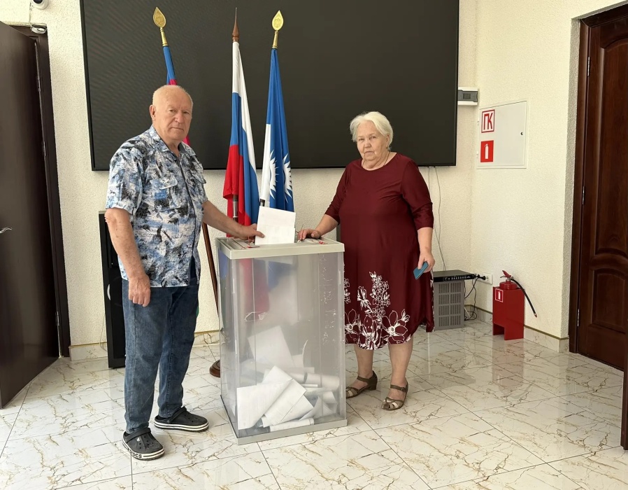 Рука об руку на выборы