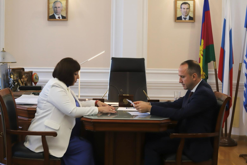 Алексей Богодистов провёл рабочую встречу с директором телерадиокомпании «Геленджик»