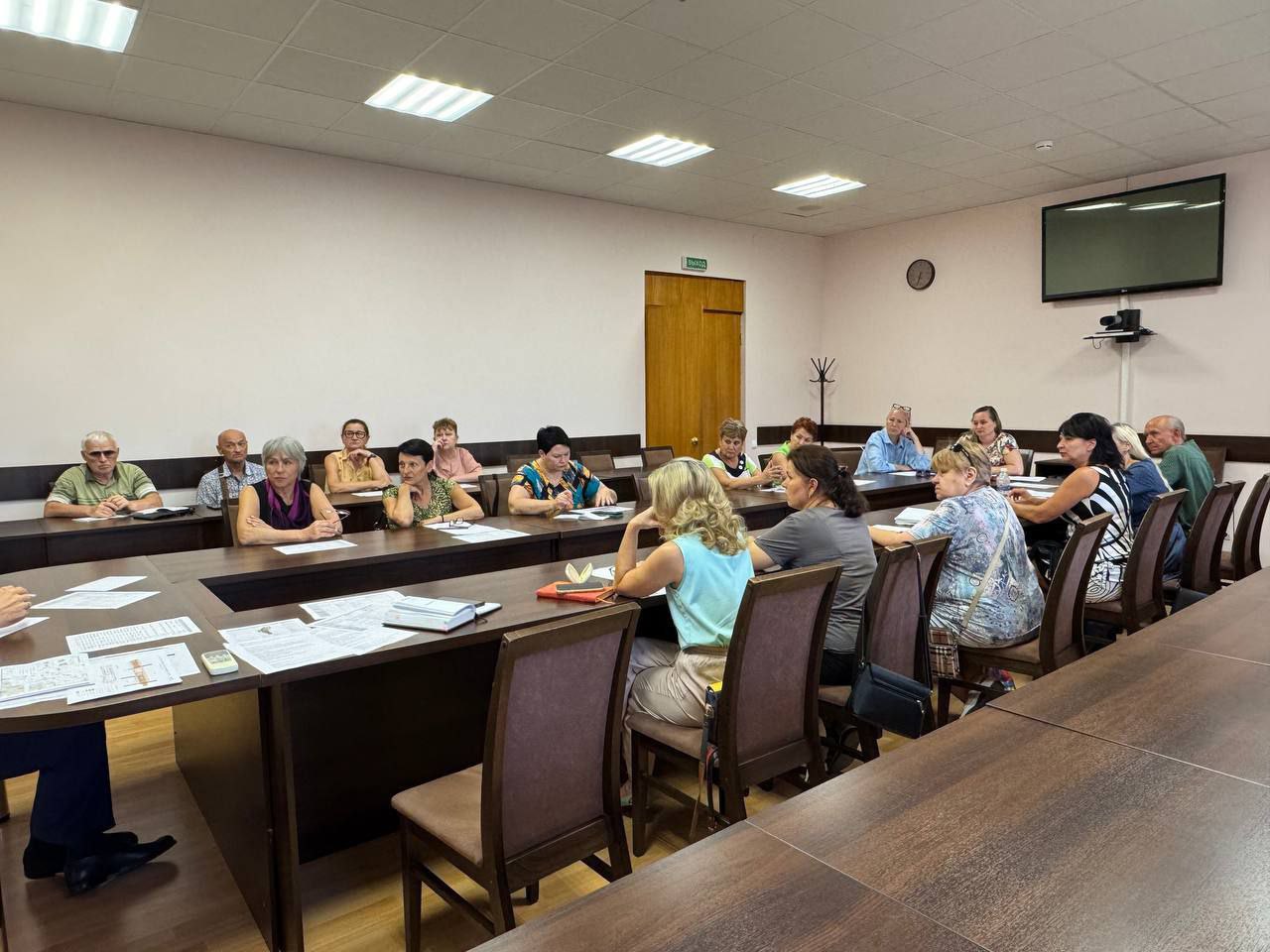 Встреча с активом 13 избирательного округа. Встреча с активом 13 избирательного округа.