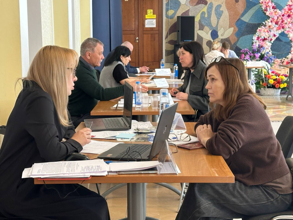 В Геленджике завершила работу мобильная приёмная губернатора