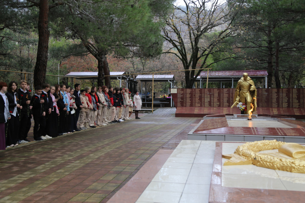 Геленджичане почтили память Неизвестного солдата