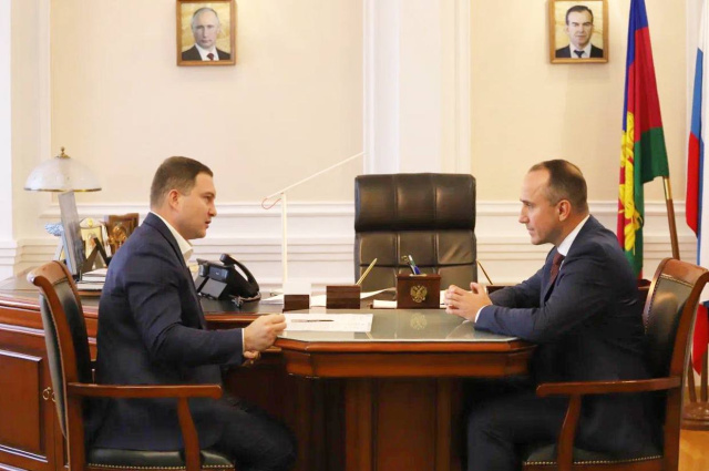 С рабочим визитом Геленджик посетил вице-губернатор нашего региона по вопросам строительства Александр Нестеренко