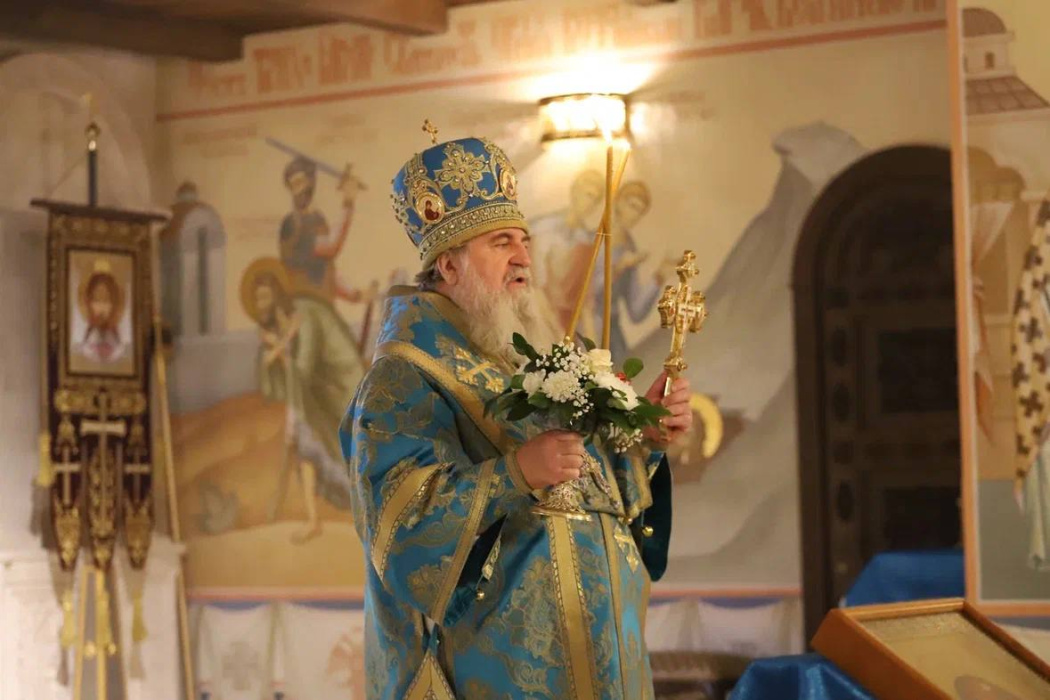 Епископ Новороссийский и Геленджикский Сергий вручил епархиальные медали за вклад в духовное развитие Геленджика После церемонии освящения храма Иоанна Златоуста, расположенного в нижнем приделе Андреевского кафедрального собора, епископ Новороссийский и Епископ Новороссийский и Геленджикский Сергий вручил епархиальные медали за вклад в духовное развитие Геленджика После церемонии освящения храма Иоанна Златоуста, расположенного в нижнем приделе Андреевского кафедрального собора, епископ Новороссийский и