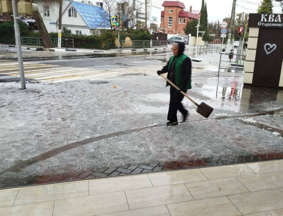 Правила уборки снега для предпринимателей Геленджика