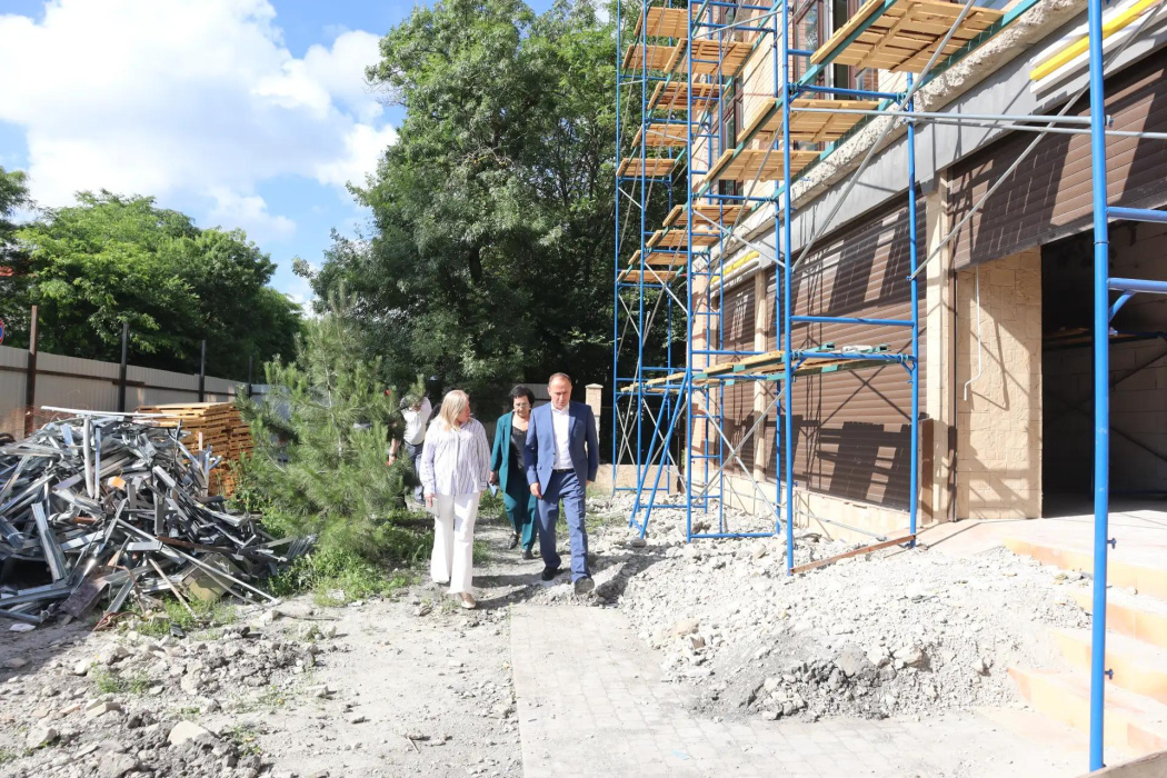 В Геленджике на Тонком Мысе строят Дом молодежи и филиал школы искусств 