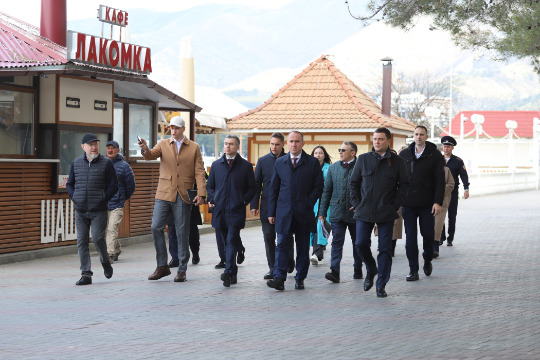 В Геленджике оценили готовность пляжей к сезону 