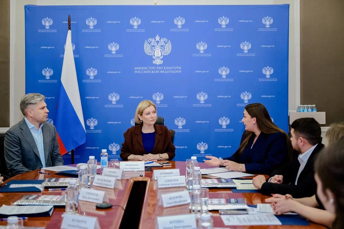 Встреча члена МОС с министром культуры