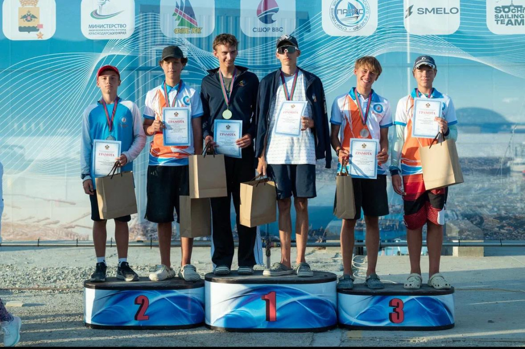 Золото, серебро, бронза: команда Геленджика блестяще выступила на чемпионате по парусному спорту Золото, серебро, бронза: команда Геленджика блестяще выступила на чемпионате по парусному спорту