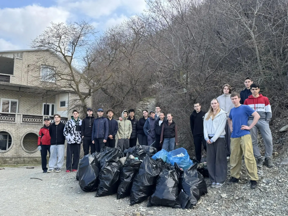 Архипо-Осиповка субботничает