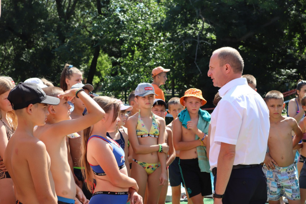 203 юных жителя Харьковской области отдыхают в лагере Кабардинки
