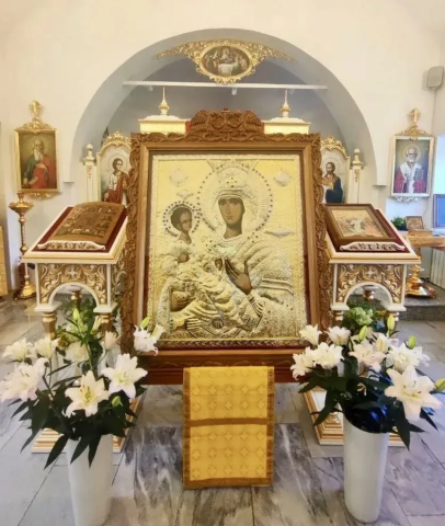 В Геленджик прибудет список иконы Божией Матери «Троеручица» 