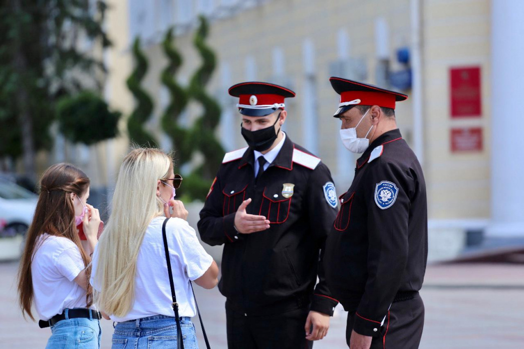 Для сохранения порядка во время карантина люди в погонах прилагают все усилия Для сохранения порядка во время карантина люди в погонах прилагают все усилия