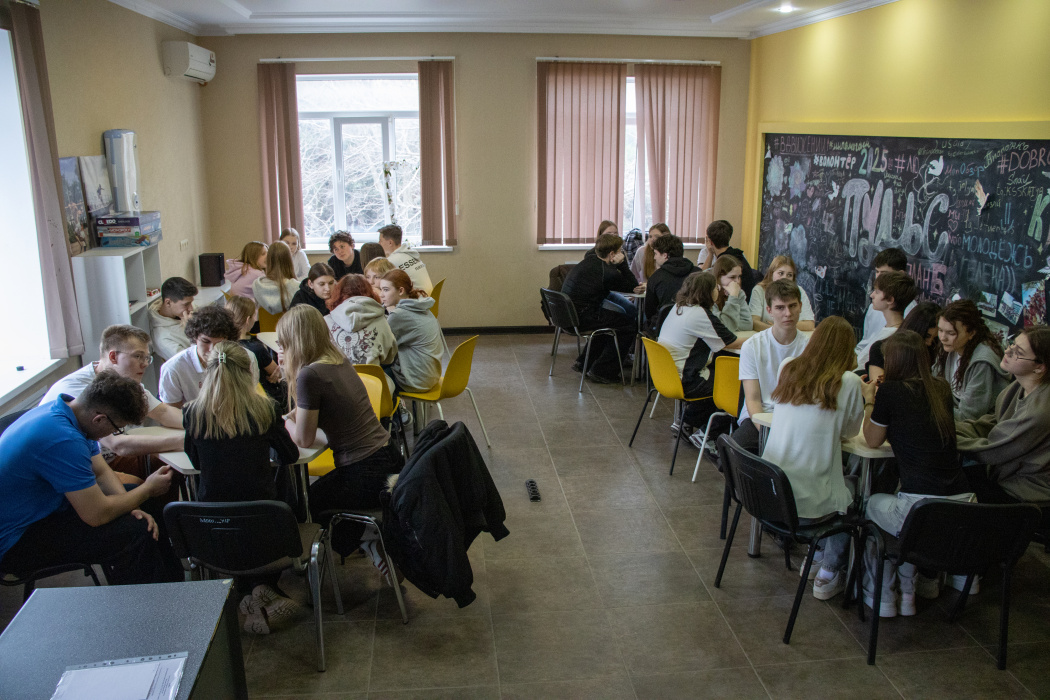 Интеллектуальные состязания среди юных знатоков