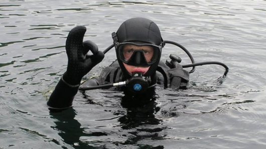 В Геленджике водолазы  обследуют морское дно