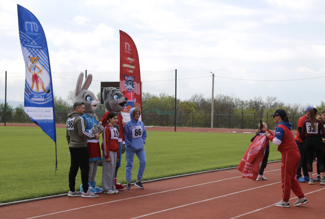 Геленджикские семьи показали спортивный характер на фестивале ГТО