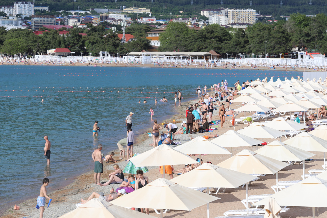 Пляжи Геленджика набирают популярность