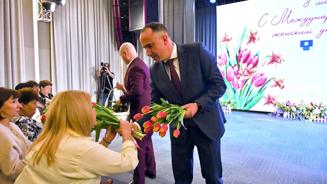 Тепло и душевно прошла встреча с женщинами из семей погибших бойцов СВО