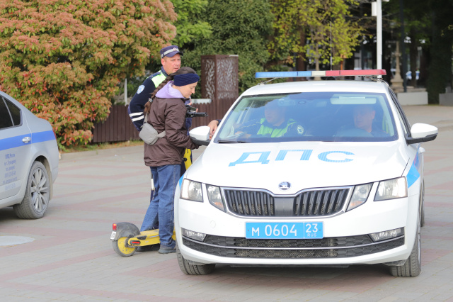 Набережная - исключительно пешеходная зона