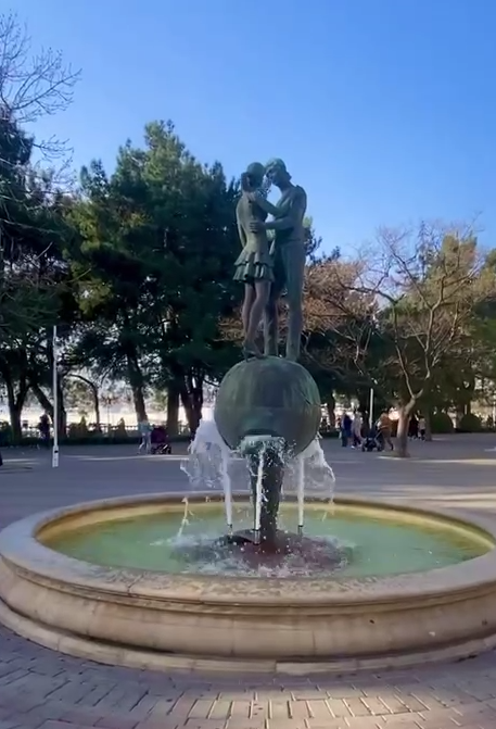 В Геленджике стартует сезон фонтанов В Геленджике стартует сезон фонтанов