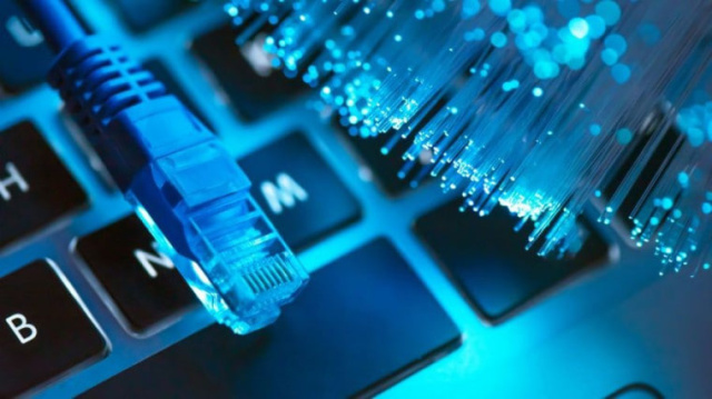 Минцифры России проводит опрос для определения потребности домохозяйств в подключении к домашнему интернету