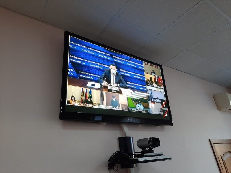 Избирательная комиссия Краснодарского края  провела планерное совещание  в режиме видеосвязи с территориальными  избирательными комиссиями  Краснодарского края