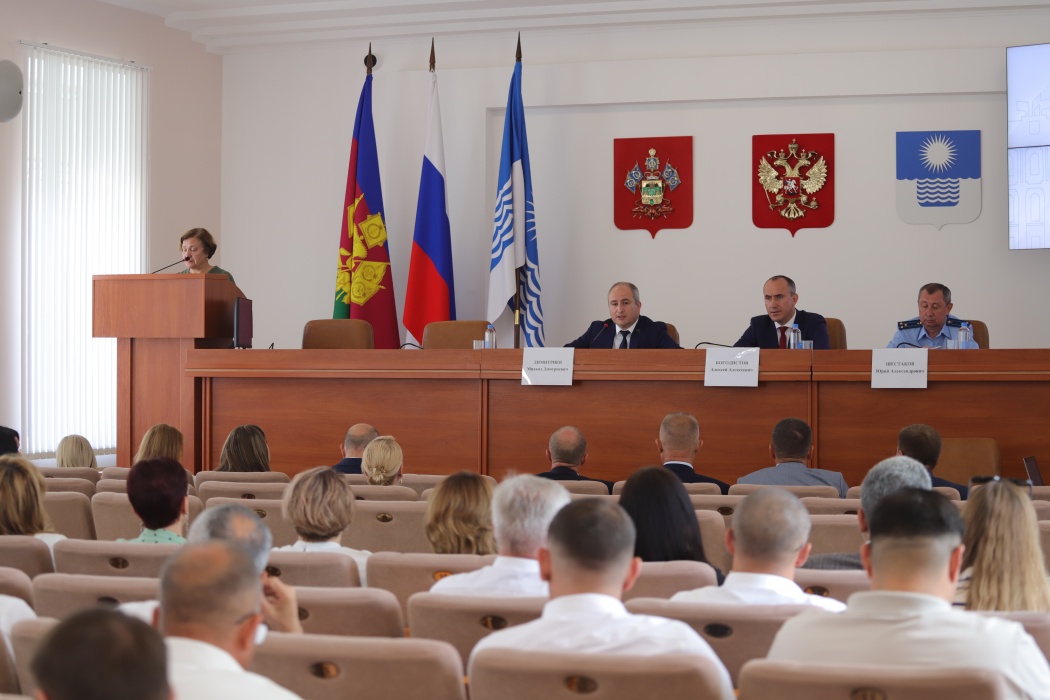 Состоялась внеочередная сессии городской Думы