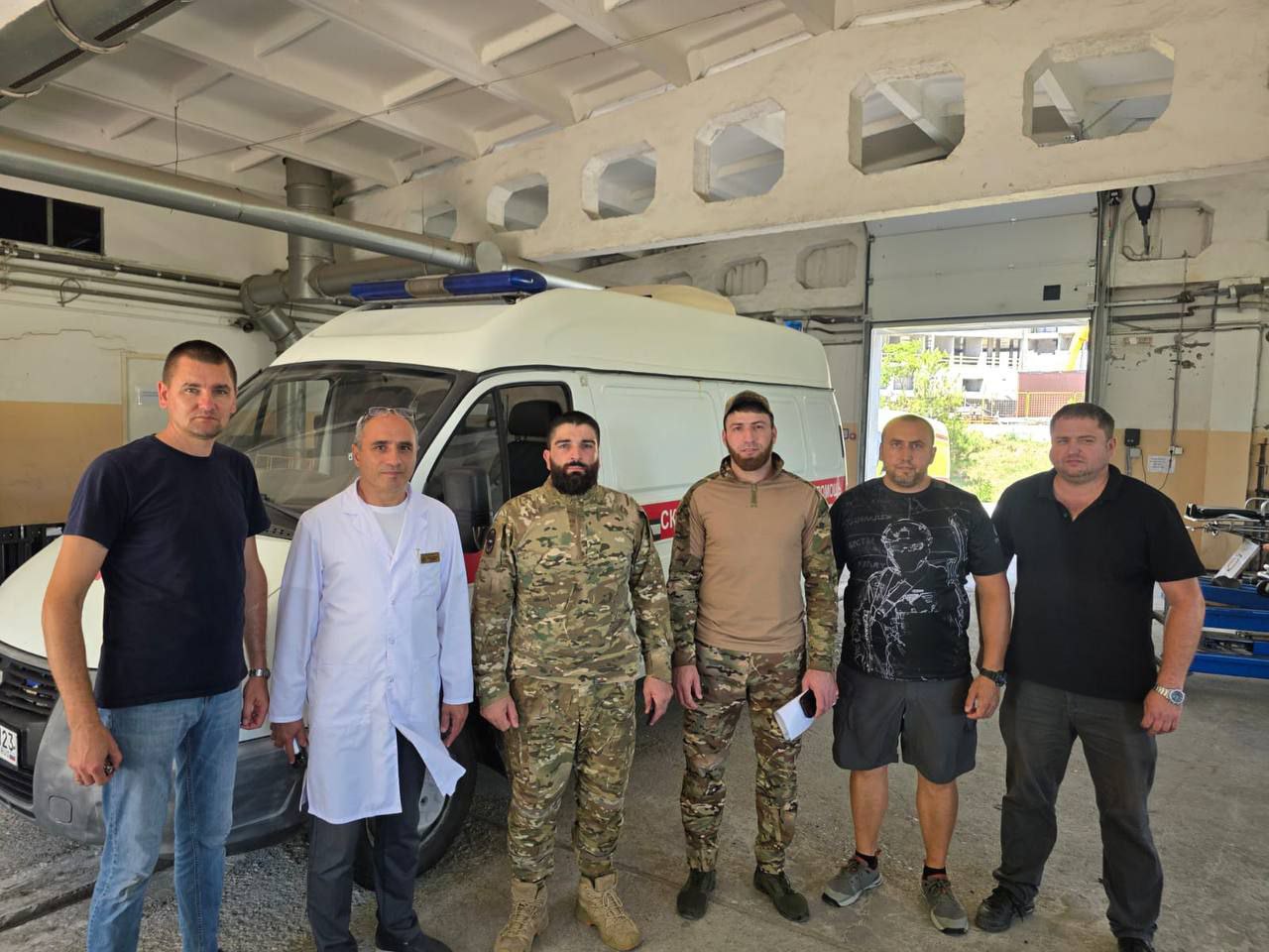 Очередная машина скорой помощи отправилась в зону СВО.