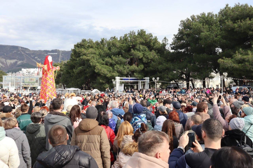 Геленджик проводил зиму