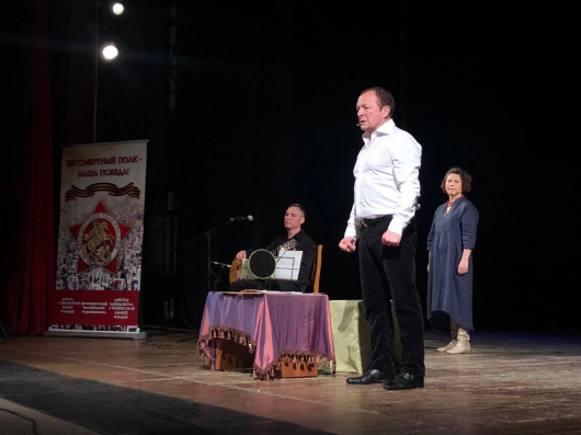 Заслуженный артист России Борис Галкин приехал в Геленджик для того, чтобы поговорить со зрителями о войне в стихах и песнях