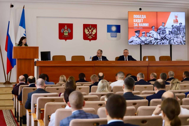 Глава Геленджика провел планерное совещание