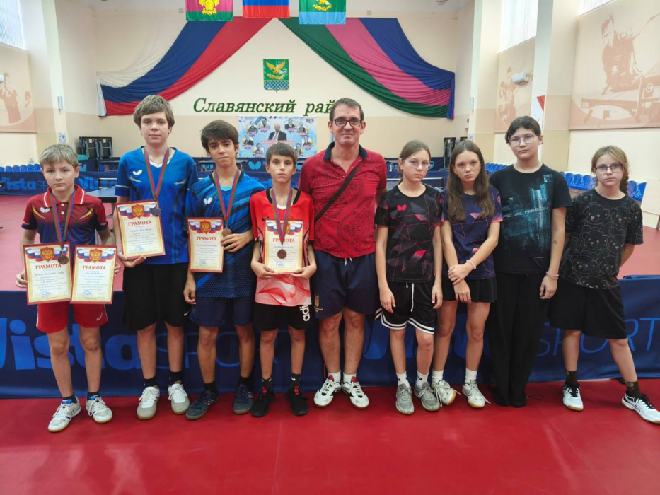 Юные теннисисты Геленджика вошли в тройку лучших на краевых соревнованиях