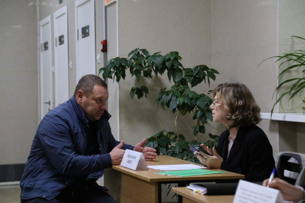 Завершаем серию выездных мобильных приемных администрации в округах Большого Геленджика