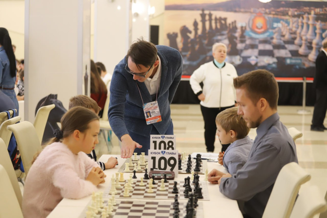 В Геленджике прошел седьмой турнир по быстрым шахматам