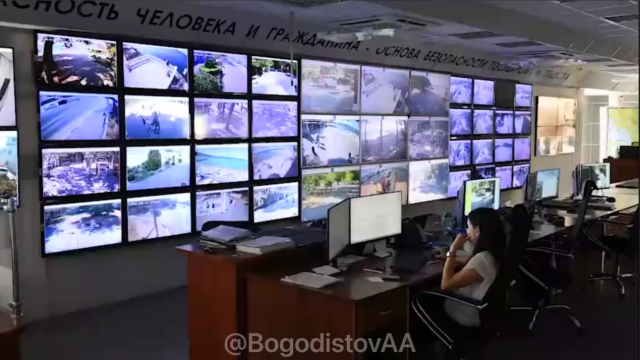 В ЕДДС Геленджика устанавливают новое оборудование «Единый центр оперативного реагирования» 