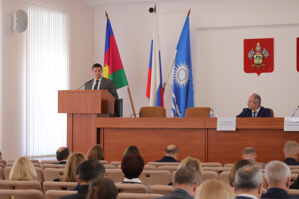 На сессии Думы Геленджика приняли значимые решения