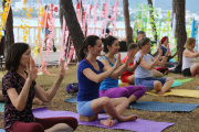 Международный День йоги впервые в Геленджике отметили масштабно!