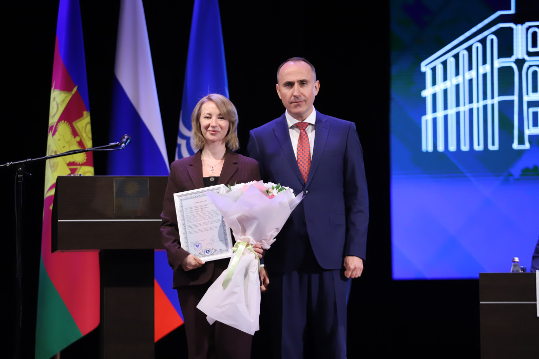 Семьям Геленджика вручены свидетельства на получение социальной выплаты