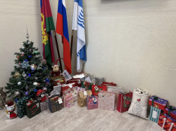 ТАЙНЫЙ ДЕДУШКА МОРОЗ ТАЙНЫЙ ДЕДУШКА МОРОЗ