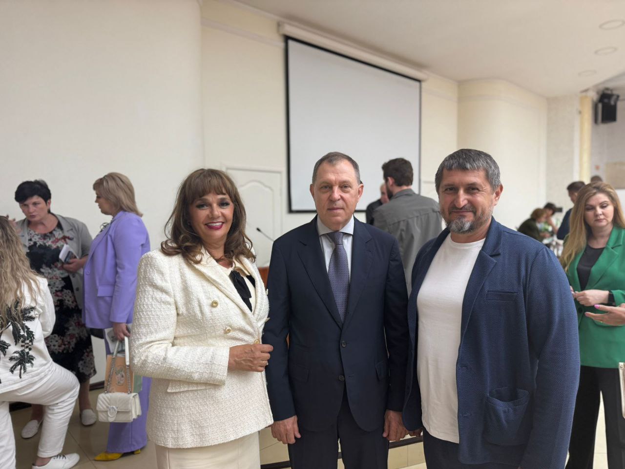Уполномоченный по защите прав предпринимателей в Краснодарском крае Игорь Якимчик провел семинар-совещание на тему: «Взаимодействие бизнеса и власти».