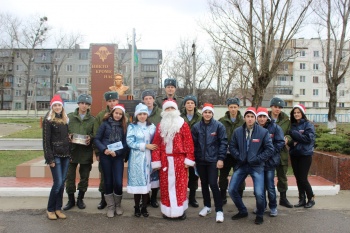 Геленджикских военнослужащих поздравили с Новым годом
