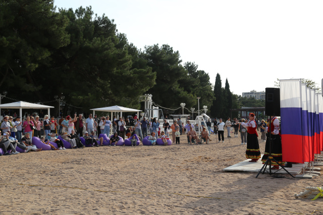 В Геленджике продолжают работу «Зимние пляжи»  