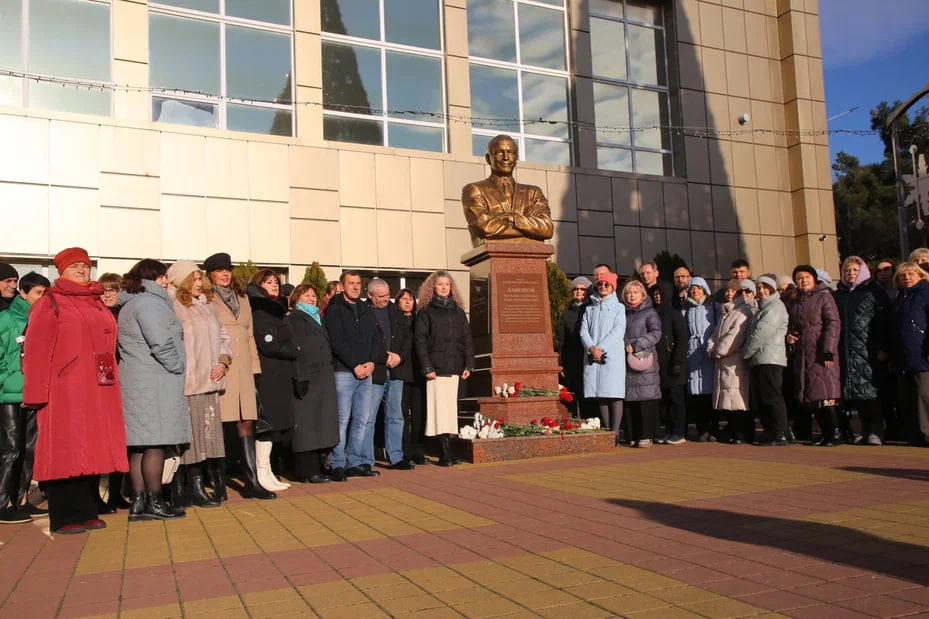 Василий Лановой в сердцах геленджичан