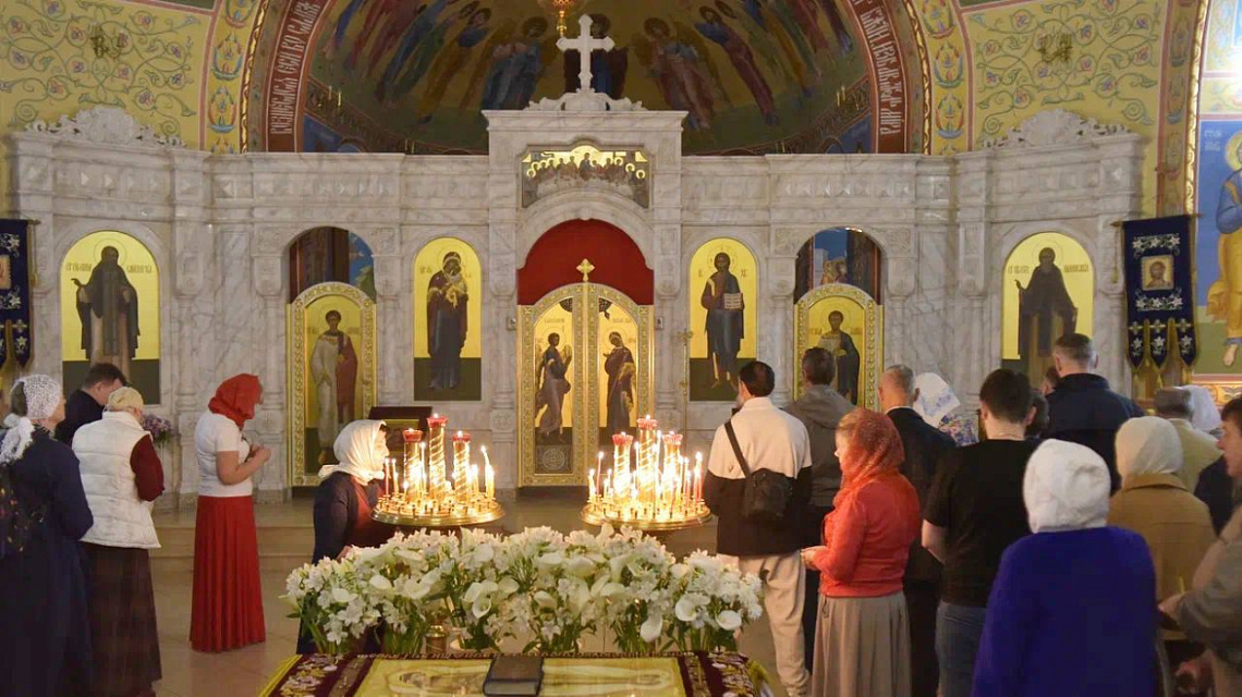 Глава Геленджика поздравил земляков с Христовым Воскресением! Глава Геленджика поздравил земляков с Христовым Воскресением!